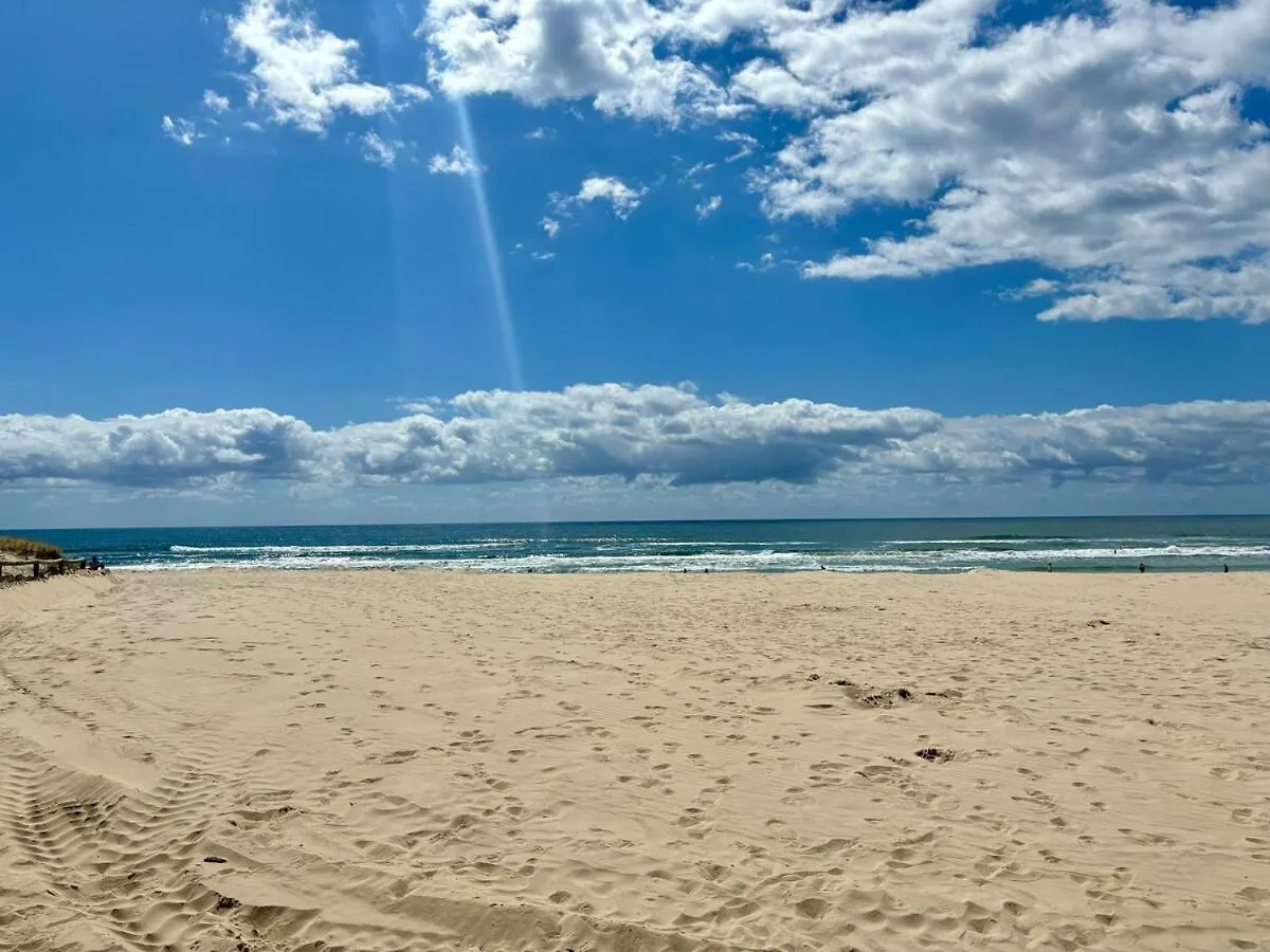 Coastal Haven In Broadbeach Gold Coast 0*,  Australia