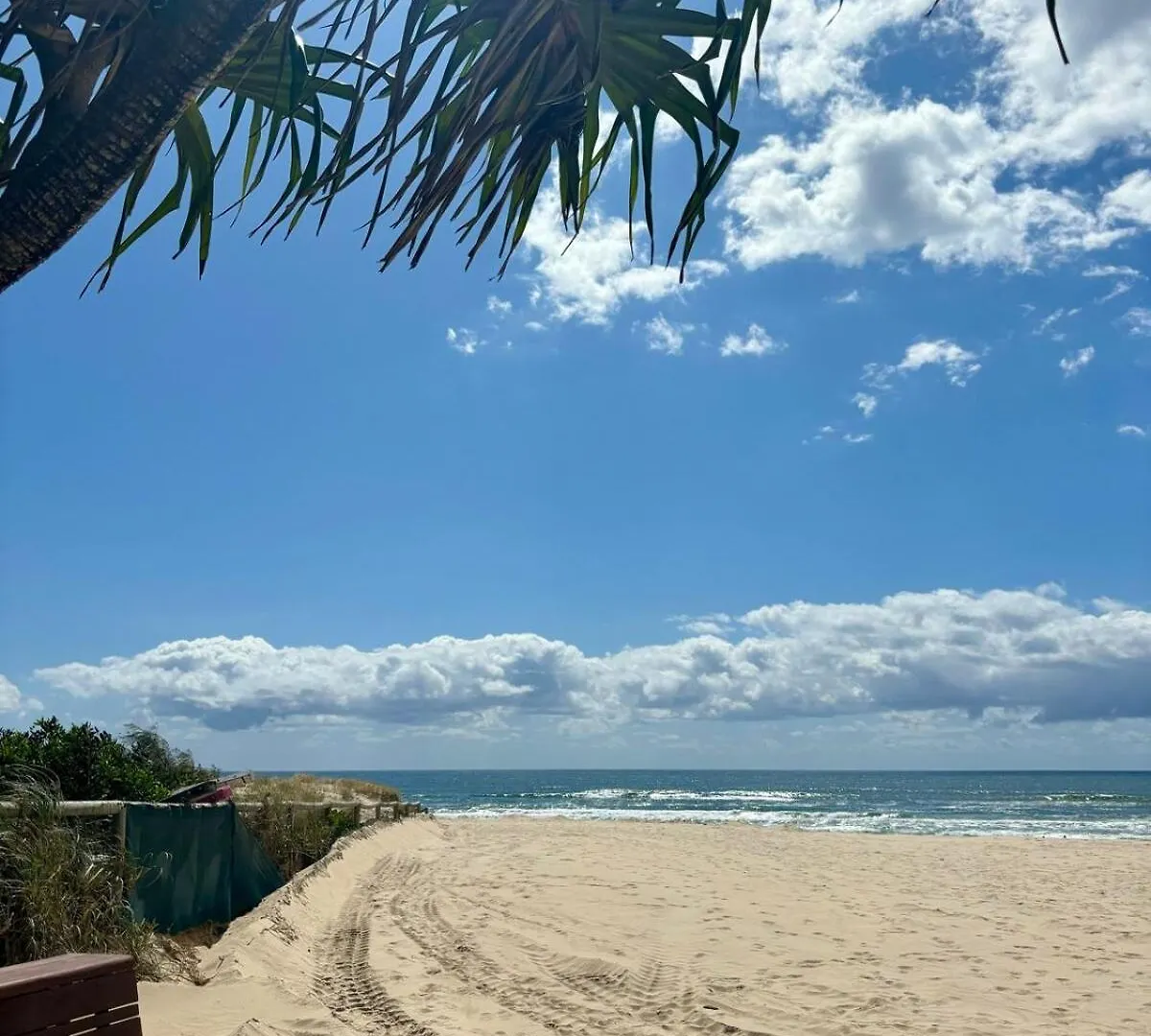 Coastal Haven In Broadbeach Gold Coast 0*,